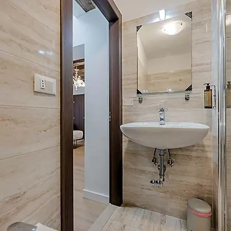 Oda ve Kahvaltı Rialto 707 4*