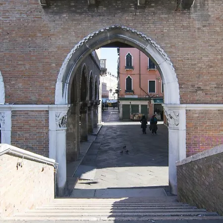 Rialto 707