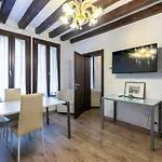 Bed & Breakfast Rialto 707 4*