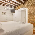 Rialto 707 Bed & Breakfast 4*