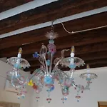 Rialto 707 Bed & Breakfast 4*