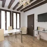 Bed & Breakfast Rialto 707