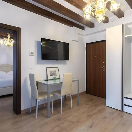 Bed & Breakfast Rialto 707 Venedig