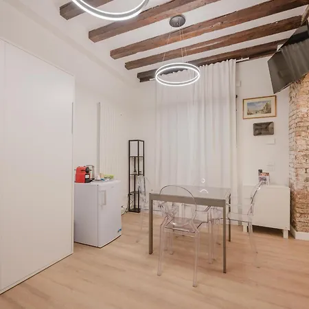 Rialto 707 Bed & Breakfast