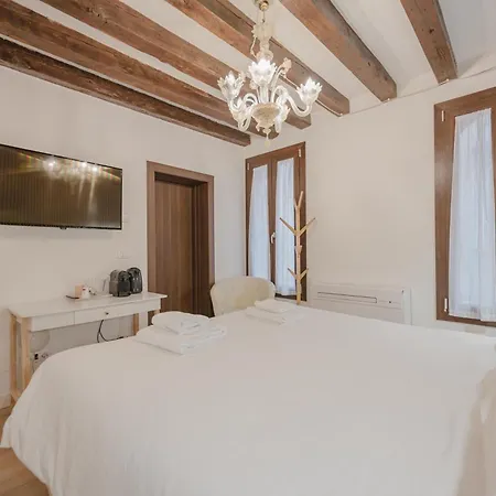 Bed & Breakfast Rialto 707