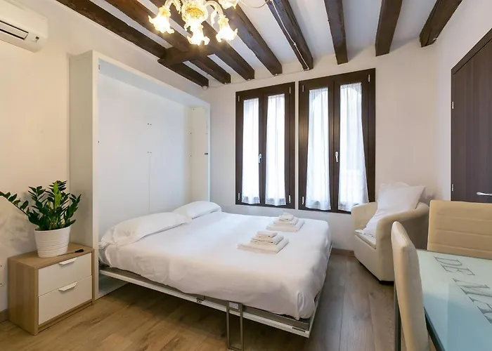 Bed & Breakfast Rialto 707