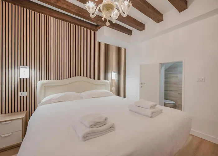 Rialto 707 Bed & Breakfast