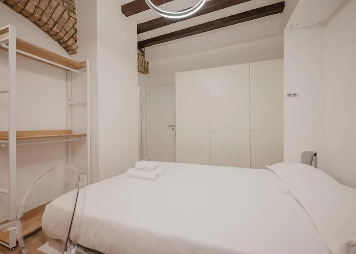 Rialto 707 Bed & Breakfast 4*