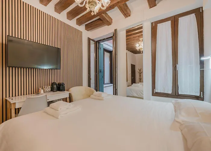 Bed & Breakfast Rialto 707 Venedig