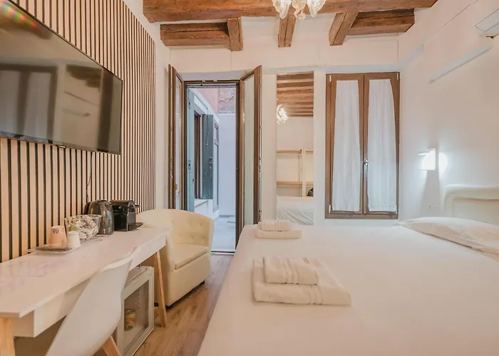 Rialto 707 4* Venedig