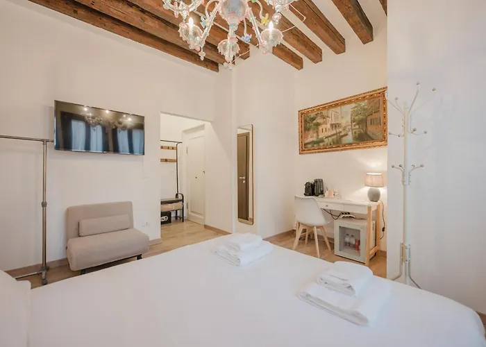 Rialto 707 4* Venedig