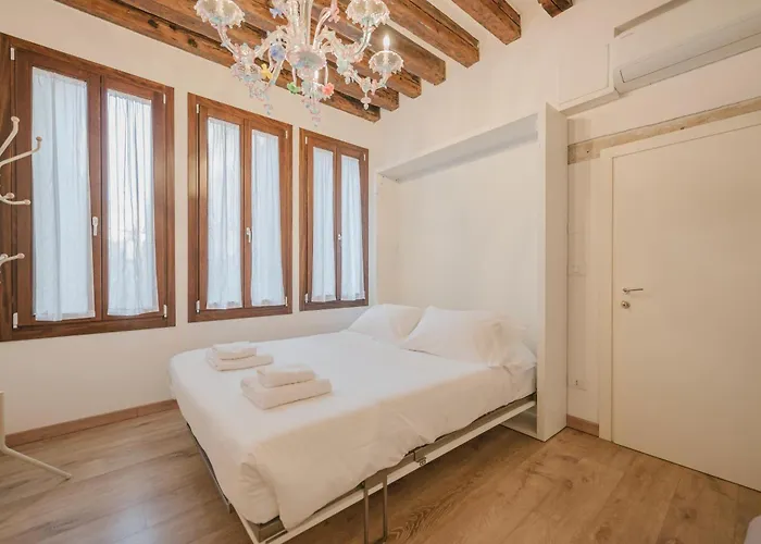 Bed & Breakfast Rialto 707 4*